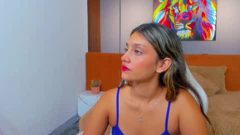 Snapshot of aniie_princess_18 chatting on 02.01.26 anni online show from 02.01.26