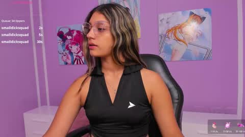 Snapshot of aniie_princess_18 chatting on 02.04.26 anni online show from 02.04.26