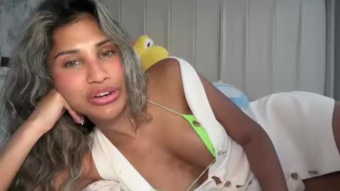 Snapshot of aniishaa chatting on 05.26.26 anisha online show from 05.26.26