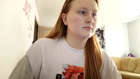 Snapshot of anika_lipps chatting on 09.21.25 Anika online show from 09.21.25