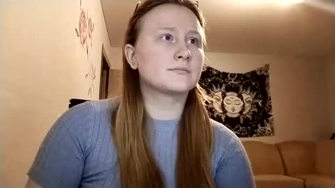 Snapshot of anika_lipps chatting on 10.03.25 Anika online show from 10.03.25