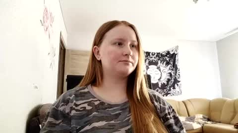 Snapshot of anika_lipps chatting on 04.28.26 Anika online show from 04.28.26
