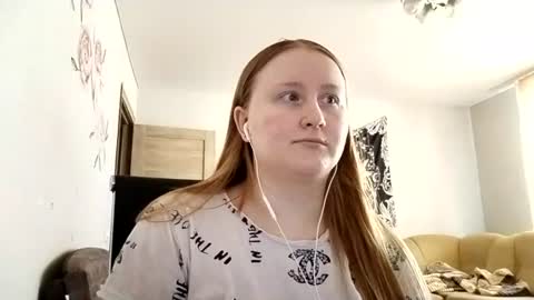 Snapshot of anika_lipps chatting on 08.05.26 Anika online show from 08.05.26