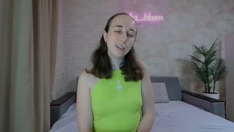 anikabloom online show from 01.13.25