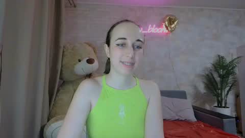 anikabloom online show from 03.10.25