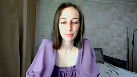 Snapshot of anikabloom chatting on 06.25.26 anikabloom online show from 06.25.26