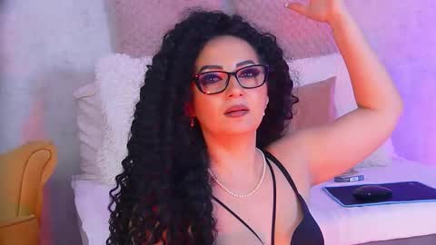 anissia teaser online show from 11.10.25