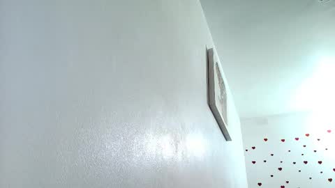 ana independent model online show from 10.13.25