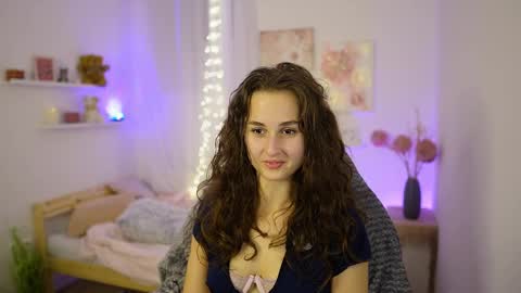 Anita Grey online show from 10.05.25