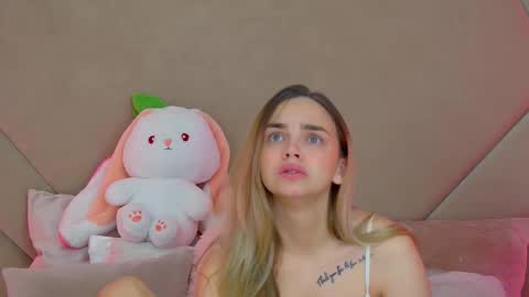 Snapshot of anitaventure chatting on 10.19.25 AnitaVenture online show from 10.19.25