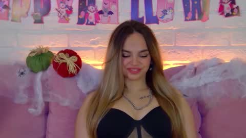 Snapshot of anitaventure chatting on 10.25.25 AnitaVenture online show from 10.25.25