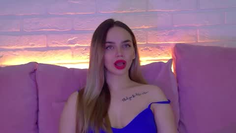 Snapshot of anitaventure chatting on 11.08.25 AnitaVenture online show from 11.08.25