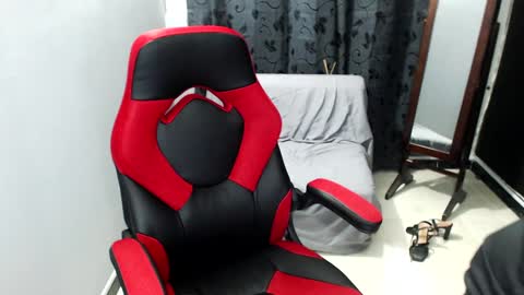 Anita Zarova online show from 01.25.25