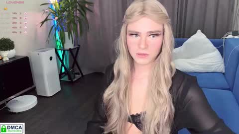 anjalin_sososok online show from 11.21.25