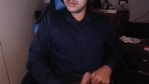 anjonoturno01 online show from 11.17.25