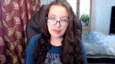 Snapshot of ankey_rayah chatting on 05.18.26 Nameless online show from 05.18.26