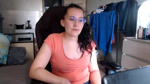 Snapshot of ankey_rayah chatting on 07.15.26 Nameless online show from 07.15.26