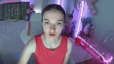 ann_woood online show from 04.08.26