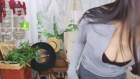 Snapshot of anna6513812 chatting on 04.06.26 anna6513812 online show from 04.06.26