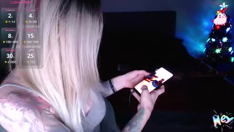 Snapshot of anna_ana chatting on 12.07.24 Anadirectgirl online show from 12.07.24