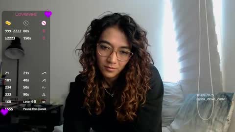 Anna online show from 09.10.25