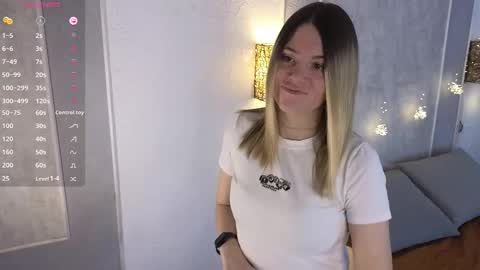 Snapshot of anna_goodman chatting on 02.18.25 anna_goodman online show from 02.18.25