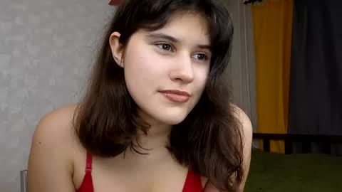 Snapshot of anna_in_wonderworld chatting on 01.27.25 Annanext stream 3th of Dec online show from 01.27.25