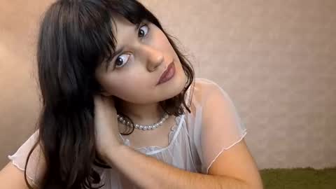 Snapshot of anna_in_wonderworld chatting on 02.17.25 Annanext stream 3th of Dec online show from 02.17.25