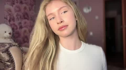 Annet online show from 04.21.26