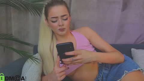 Anna online show from 11.06.25