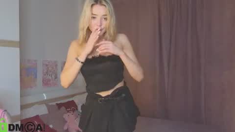 Snapshot of anna_nickol chatting on 08.06.26 Anna online show from 08.06.26
