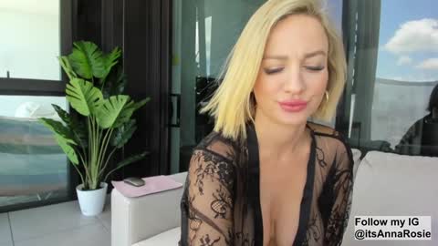 Anna online show from 01.20.25