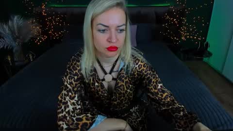 anna_snow9 online show from 09.09.25