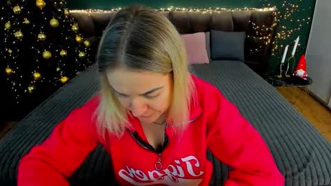 anna_snow9 online show from 12.20.25