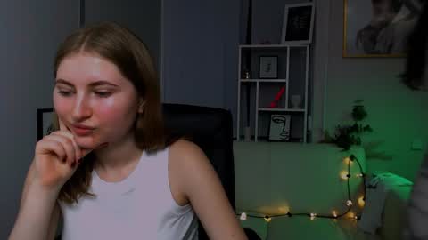 Anna pvt is open online show from 12.17.24