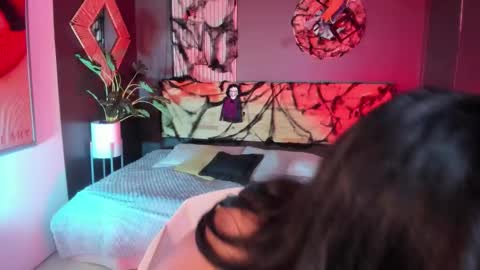 Snapshot of annaa_rose chatting on 10.31.25 Anna online show from 10.31.25