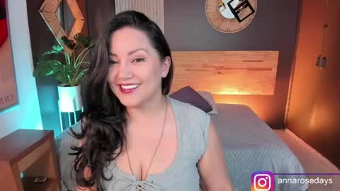 Snapshot of annaa_rose chatting on 04.22.26 Anna online show from 04.22.26