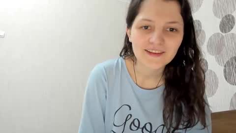 annaahcharm online show from 01.20.25