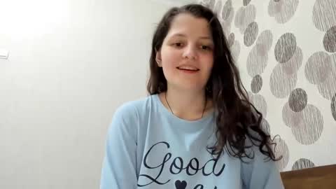 annaahcharm online show from 02.15.25