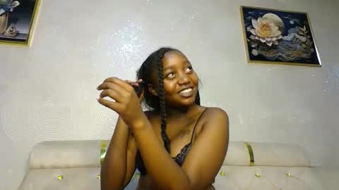 Annabel online show from 02.05.25