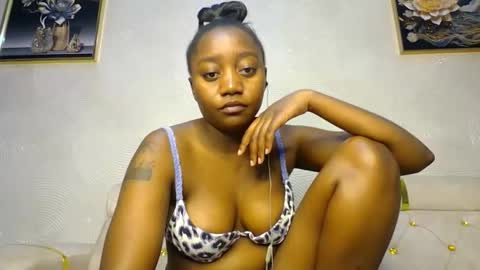 Annabel online show from 02.10.25