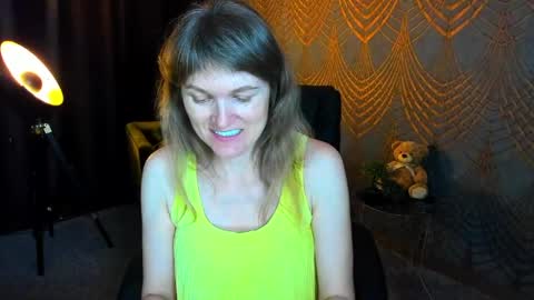 Snapshot of annabel_xxx chatting on 05.21.26 Annabel online show from 05.21.26
