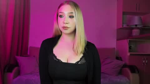 Annabelle online show from 02.08.25
