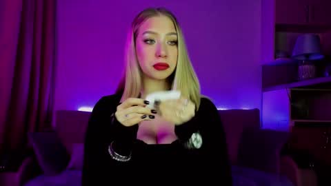 Annabelle online show from 02.16.25