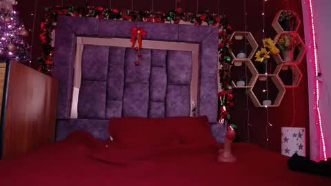 Anna online show from 12.12.24