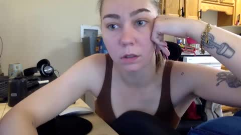 Snapshot of annabellemonroe69 chatting on 11.21.25 annabellemonroe69 online show from 11.21.25