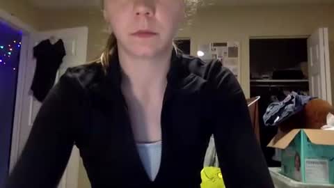 Snapshot of annabellemonroe69 chatting on 11.24.25 annabellemonroe69 online show from 11.24.25