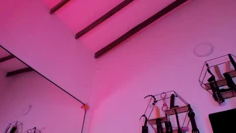 Snapshot of annachernova chatting on 01.17.25 Anna online show from 01.17.25