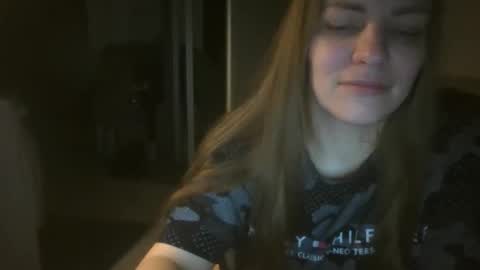 annadiamond1 online show from 11.15.25