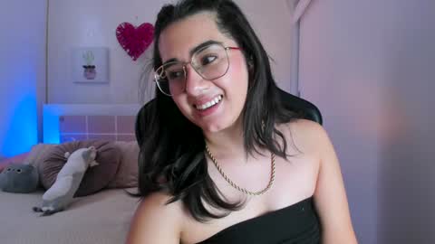 Annadu011 online show from 01.12.25